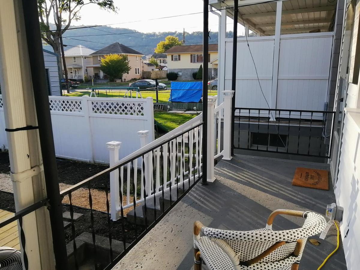 The Dacha. Cumberland Vacation Villa Bagian luar foto